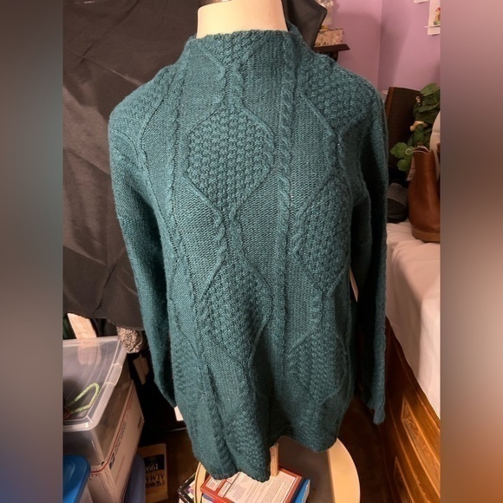 ST. JOHN’S BAY CABLE KNIT MOCK TURTLENECK SWEATER. Size XXL, NEW